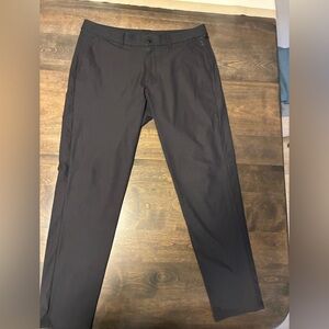 Lululemon Commission Pant Slim 36x32 (size tag removed). Black